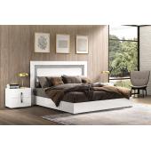 modern design  elegans lakk feher  modern design  elegans lakk feher  feluletel rejtett led vilagitassal minimal exkluziv letisztult forma haloszoba kollekcio tobb darabos.jpg